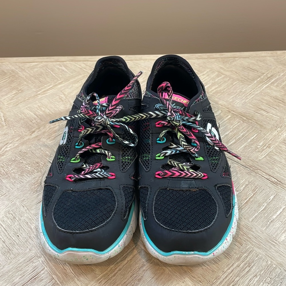 Skechers sneakers